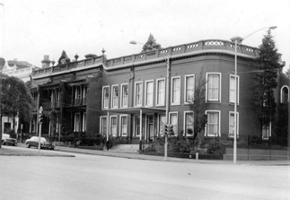 384-400 Albert Street, East Melbourne