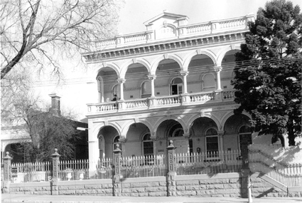 29 Simpson Street, East Melbourne
