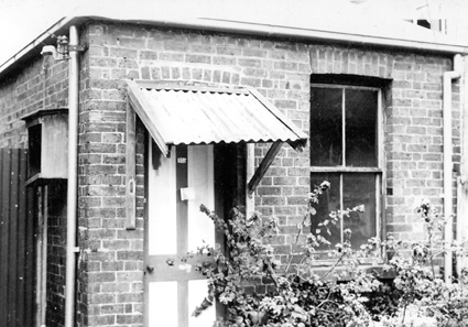 95 a Simpson Street,  East Melbourne