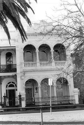 110 Vale Street, East Melbourne