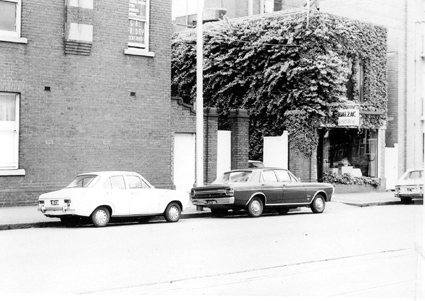 62 Wellington Parade, East Melbourne (side)