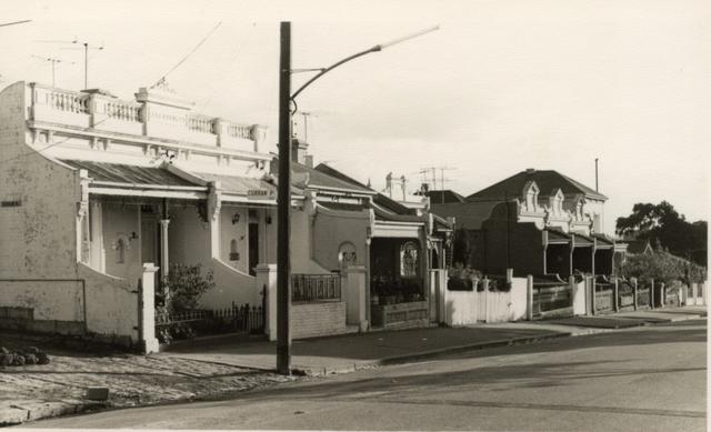 9-23 Curran Street