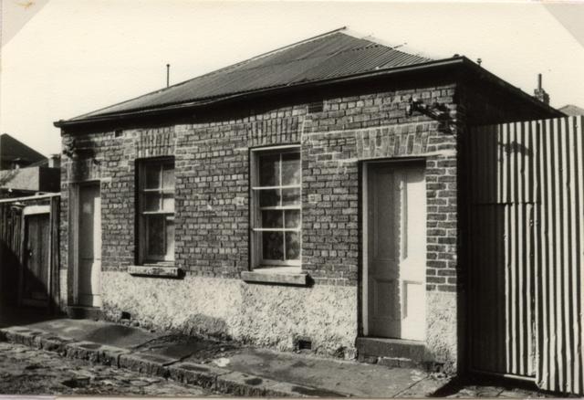 12- 13 Victoria Court