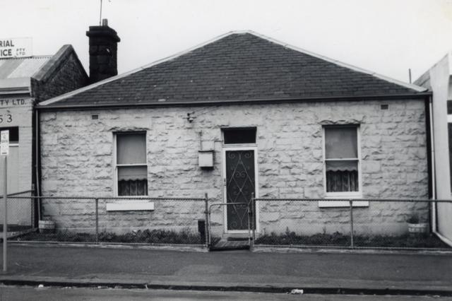 155 Dryburgh Street