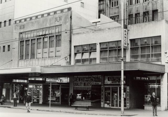 Elizabeth Street 