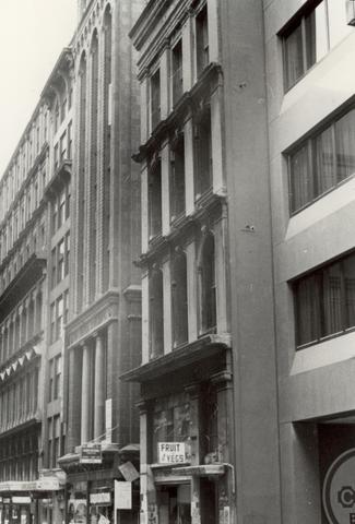 Flinders Lane between Swanston and Elizabeth Streets