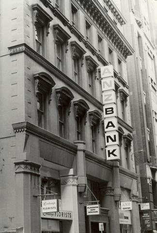 Flinders Lane between Swanston and Elizabeth Streets