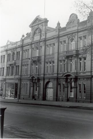 Collins Street between King Street and William Street