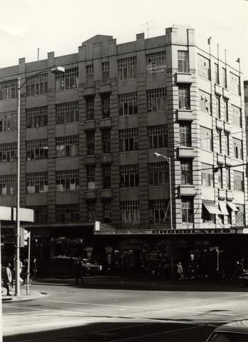 Little Collins Street between Swanston Street and Russell Street