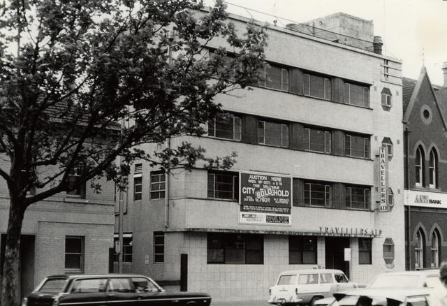 King Street between Little Bourke Street and Lonsdale Street