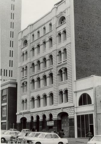 Lonsdale Street between King Street and William Street