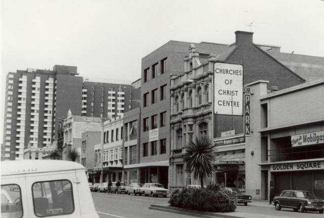 Lonsdale Street between Russell Street and Swanston Street