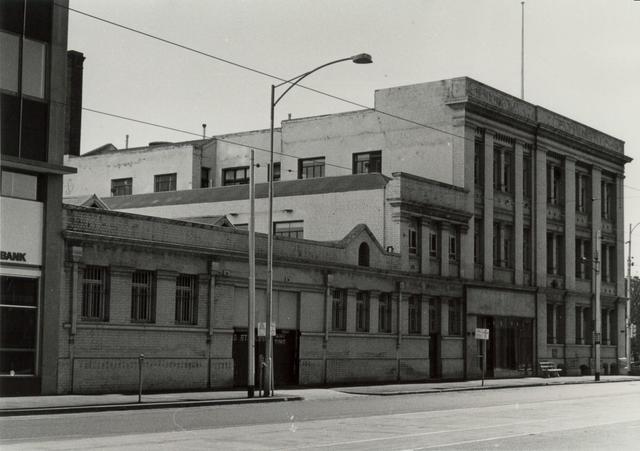 William Street between Latrobe Street and Little Lonsdale Street