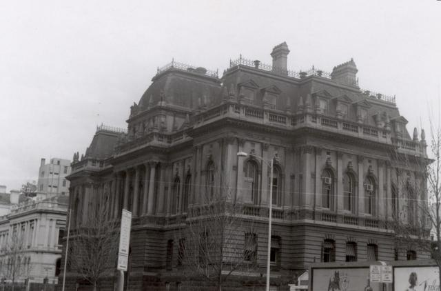 Queen Street between Latrobe Street and Little Lonsdale Street