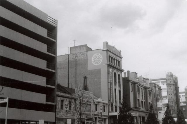 Lonsdale Street between Elizabeth Street and Swanston Street