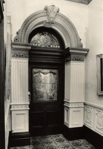 Waterdale - interior
