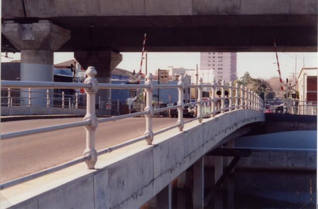Bridge railings over Moonee Ponds Creek at Arden Street
