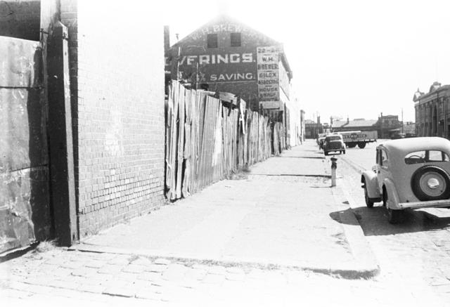 Blackwood Street, looking south