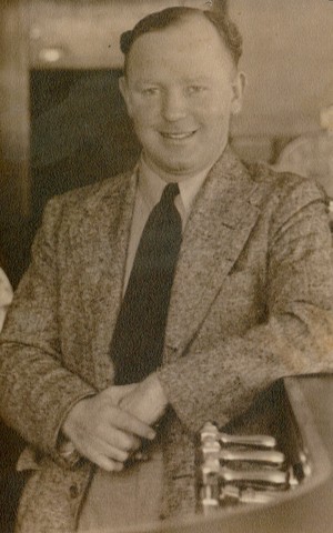 Jack Duggan , publican of the Court House Hotel