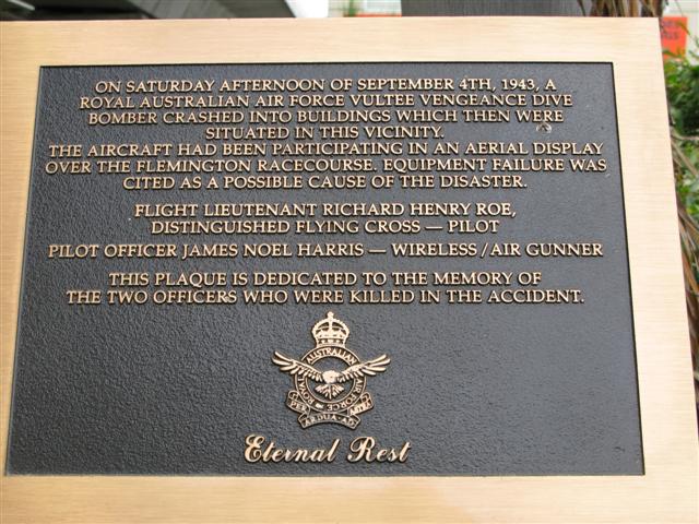 Memorial to 2 RAAF officers in Kensington
