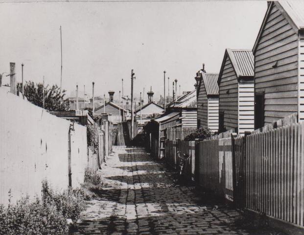 Lane off Canning Place