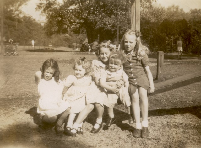Pat Hamilton and friends in Flagstaff Gardens