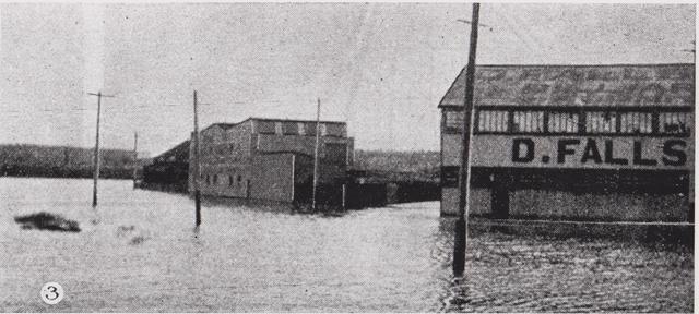 Flooding in Macaulay Road