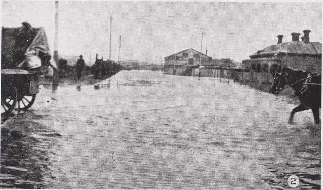 Flooding in Gracie Street, North Melbourne