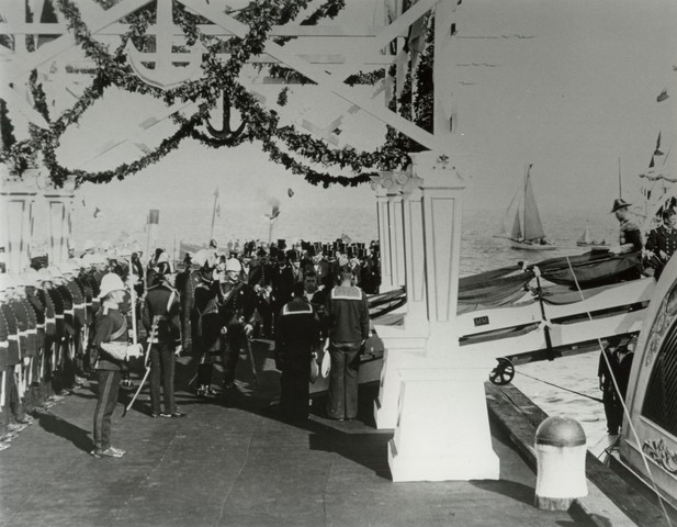 Australian Federation Royal Visit 1901 - Landing of The Duke and Duchess of Cornwall and York#1
