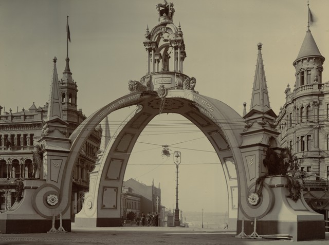 Australian Federation Royal Visit 1901 - The Queen Victoria Arch (Collins and Russell Streets)