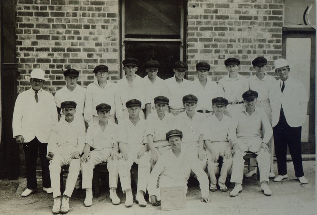 Vic I.O.R. Team Ray Mead Collection