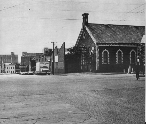 Intersection of Queensberry Street and Howard Street
