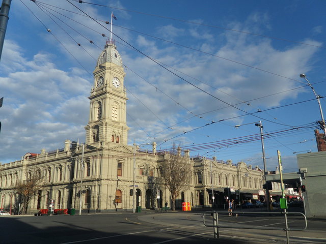 Under 18 11a present: North Melbourne Town Hall, North Melbourne