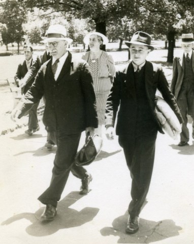 072 past: To the MCG