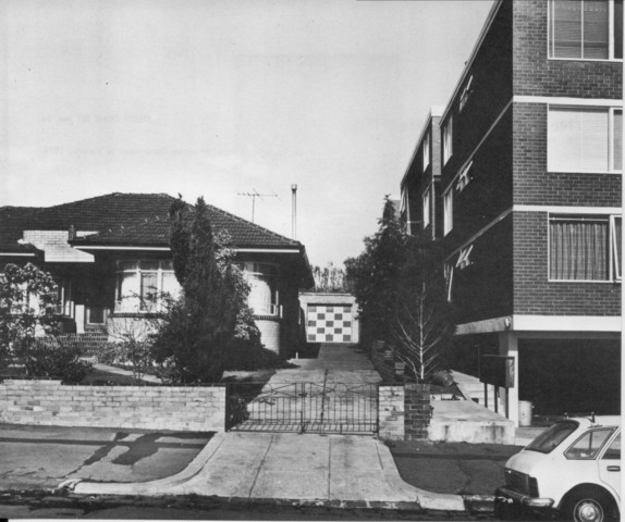 5 Curran Street