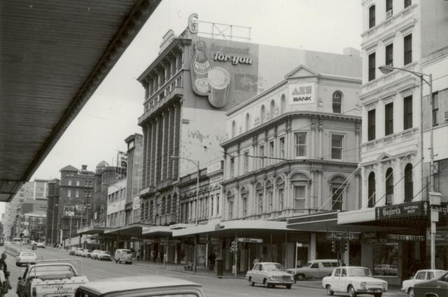 075 past: Swanston Street, Melbourne
