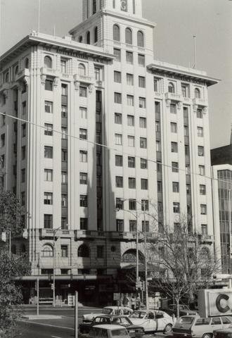 110 past: Collins Street near the Corner of Russell Street, Melbourne