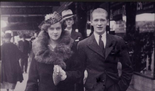 107 past: Mary and Jimmy Baird, Swanston Street, Melbourne