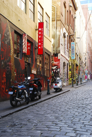 106 present: Hosier Lane, Melbourne