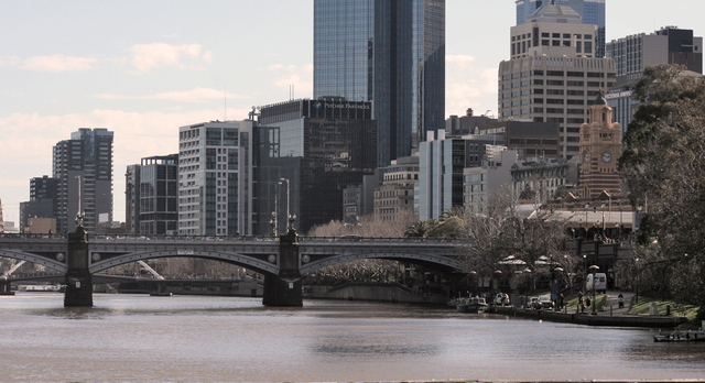 102 present: View of the Yarra from Swanston Street, Melbourne