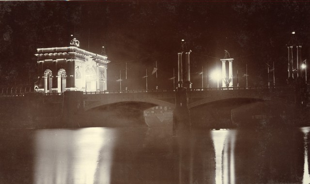 080 past: Princes Bridge, Melbourne