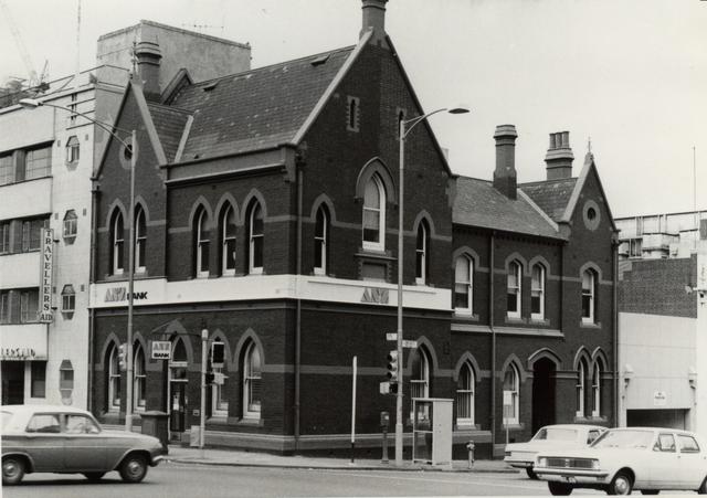 054 past: Corner Lonsdale and King Streets, Melbourne