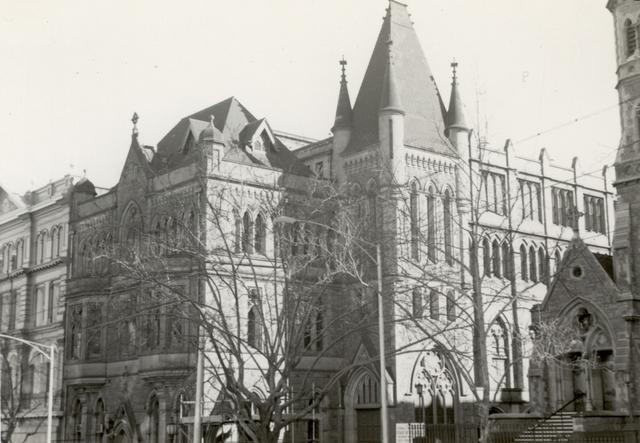 048 past: The Scots Church, Collins Street