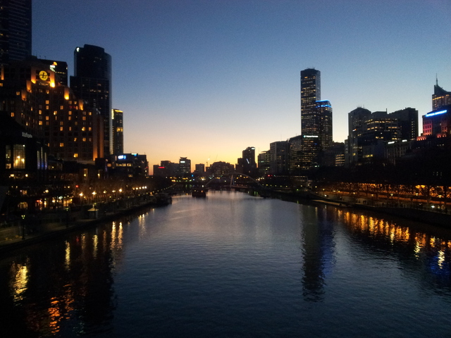 'Melbourne Lights Up'