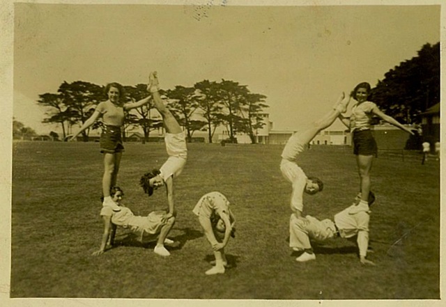 7 Acrobats in Park