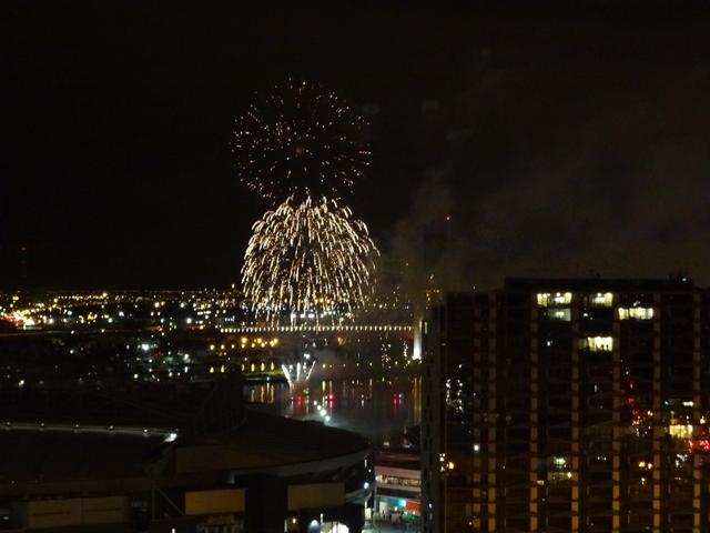 Friday night winter fireworks, Dockalnds