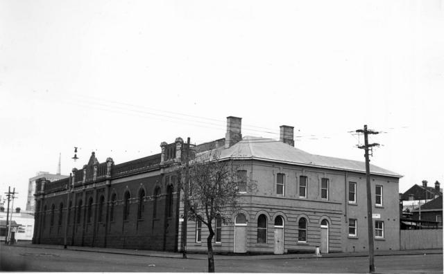 Cable House and Rose of Hotham Hotel