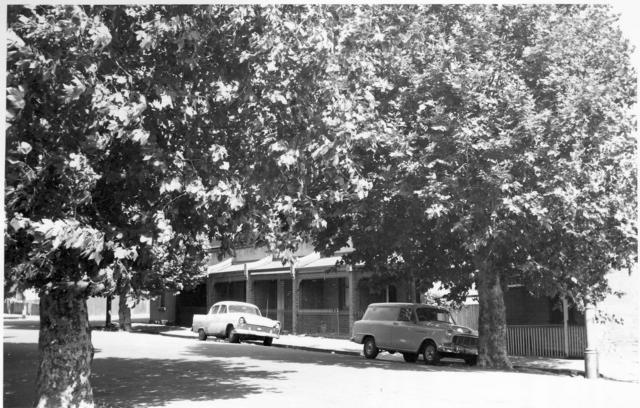 O'Shanassy Street south, between Lothian Street and Dryburgh Street, North Melbourne