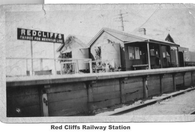 Red Cliffs railway station, Mildura.