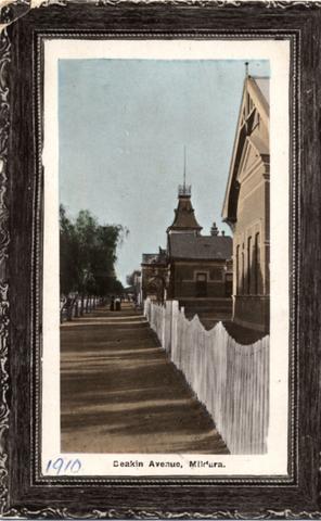 Deakin Ave, Mildura